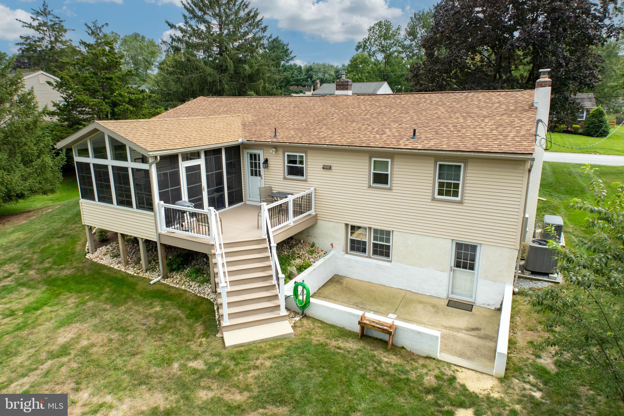 107 Lori Circle Exton, PA 19341 - Photo 4 of 45