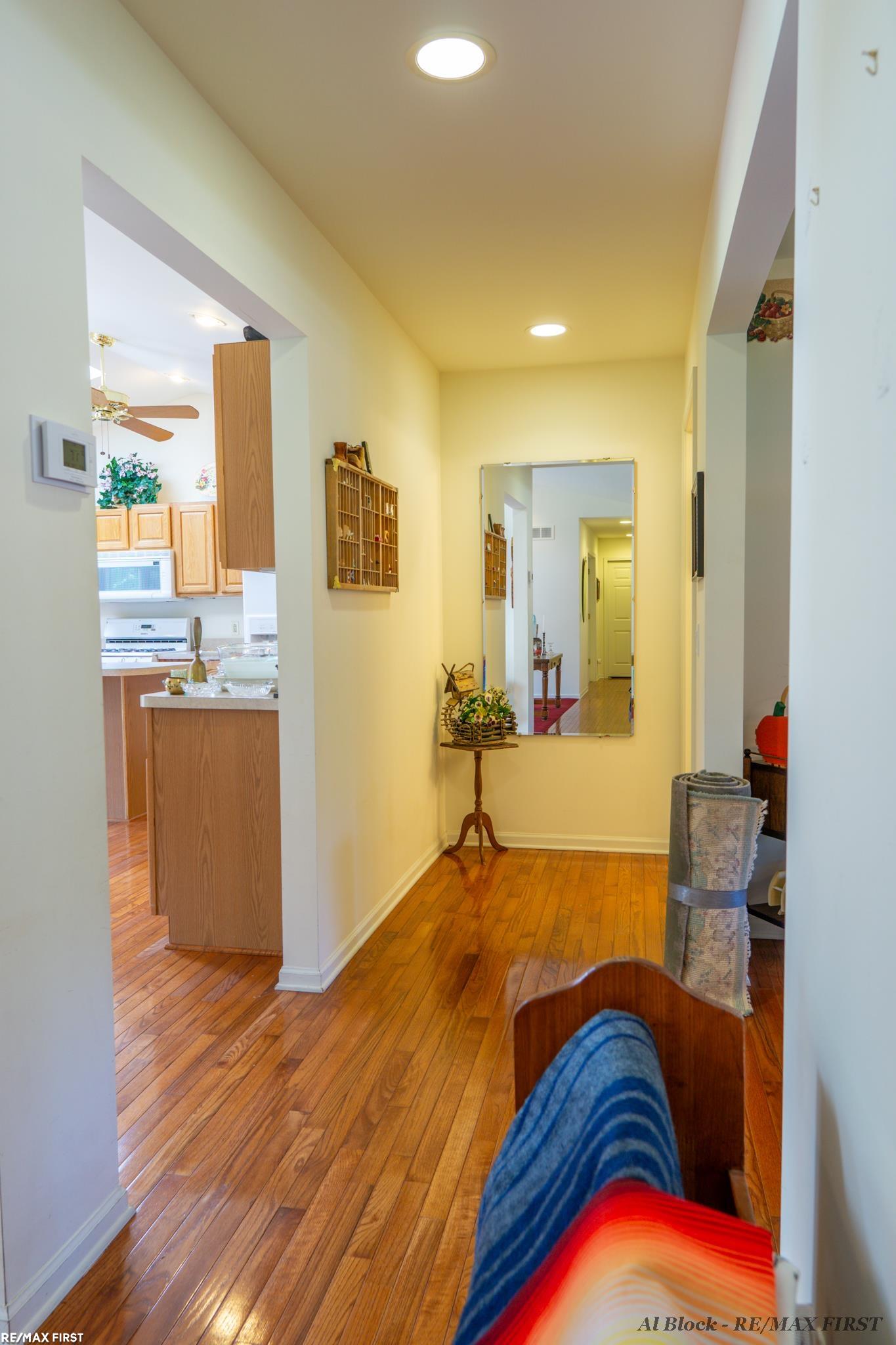5317 Clintonville Road Clarkston, MI 48346 - Photo 32 of 63 50123216-31.JPG