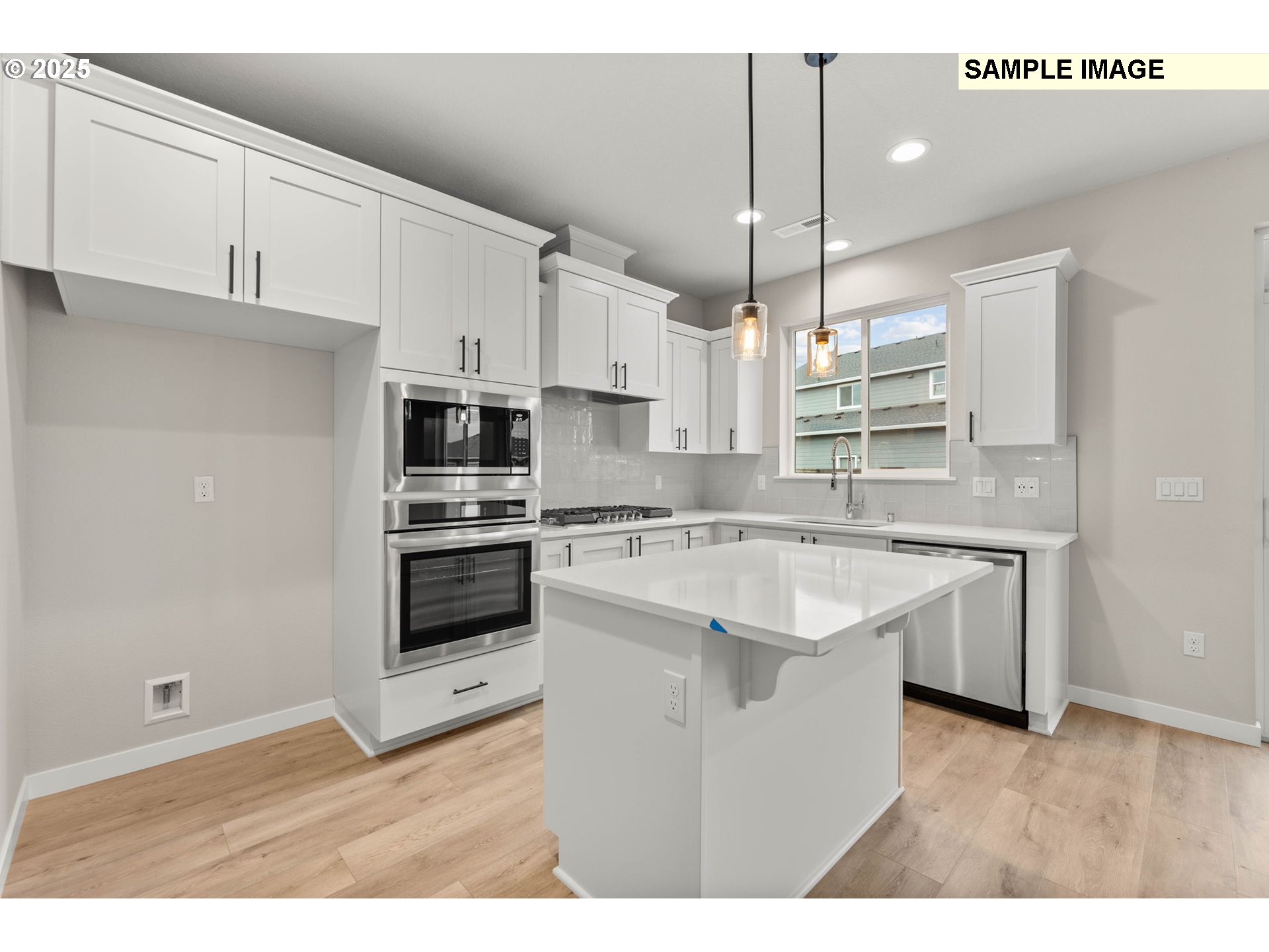 2817 Northeast Claire Road, Unit 208 Estacada, OR 97023 - Photo 14 of 35