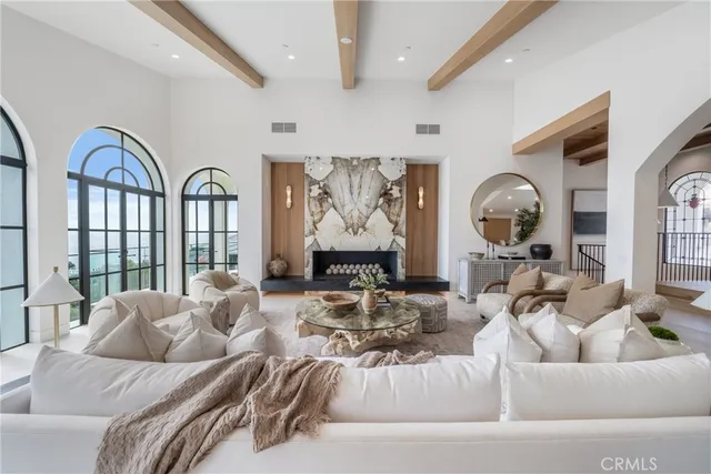 $19,995,000 | 32101 South Coast Highway, Laguna Beach, CA 92651