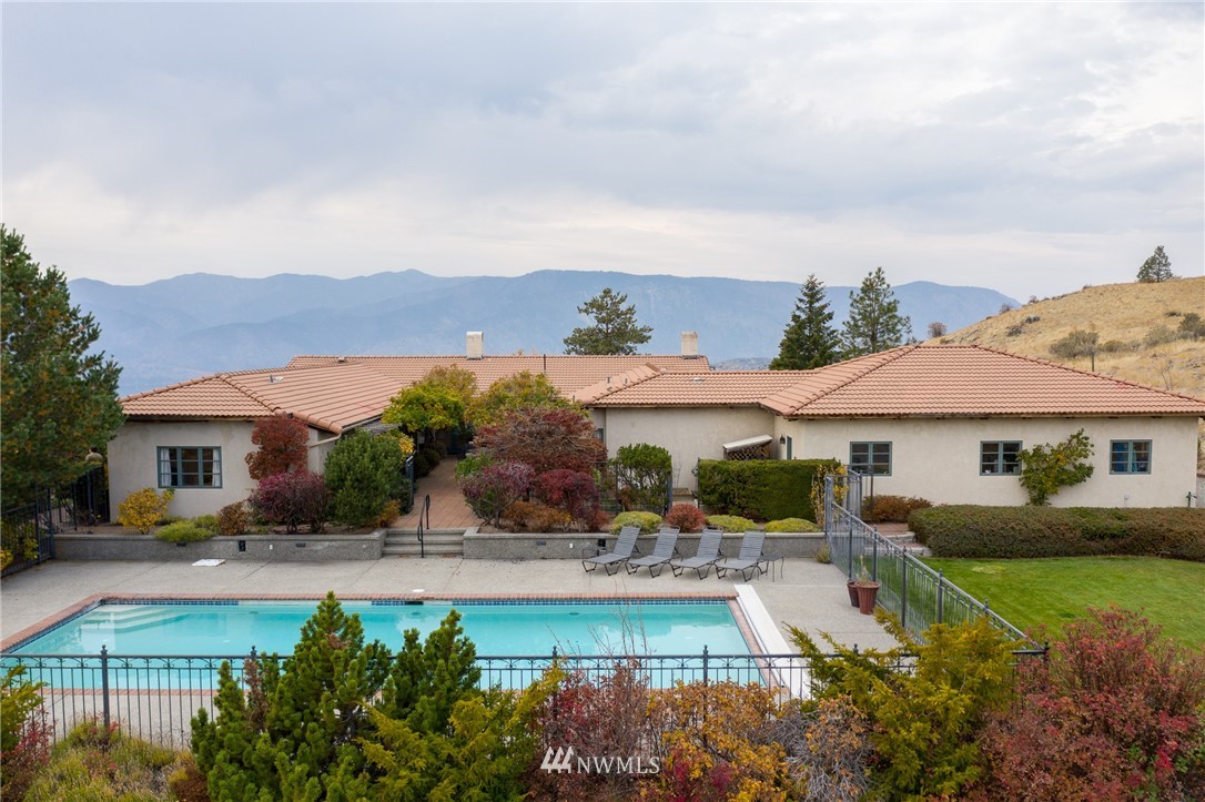 200 Boyd Loop Road Manson, WA 98831 - Photo 1 of 25 Gallery Image 1