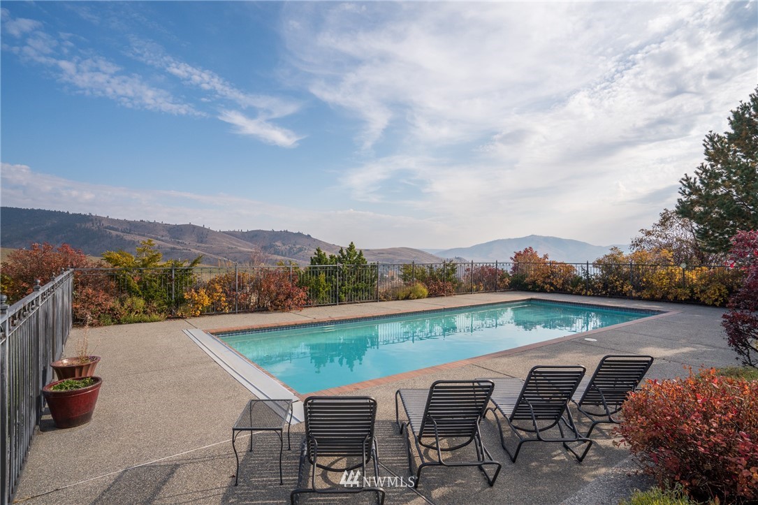 200 Boyd Loop Road Manson, WA 98831 - Photo 3 of 25 Gallery Image 3