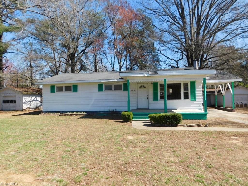 1919 Pickrell Road Reidsville, NC 27320 - Photo 1 of 11 Gallery Image 1
