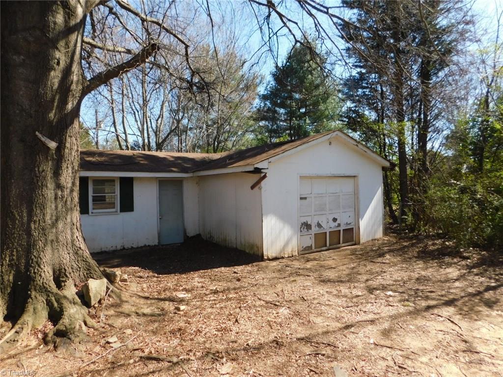 1919 Pickrell Road Reidsville, NC 27320 - Photo 11 of 11 Gallery Image 11