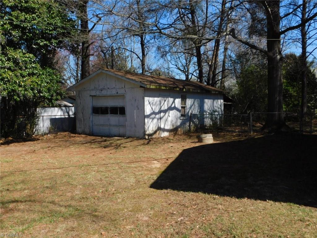 1919 Pickrell Road Reidsville, NC 27320 - Photo 6 of 11 Gallery Image 6
