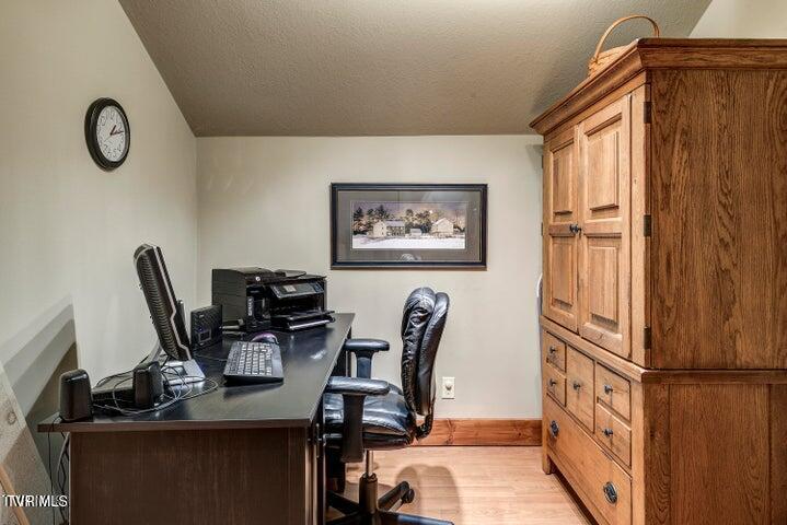 301 Cabin Orchard Road Erwin, TN 37650 - Photo 20 of 38 20240628194053125229000000-o