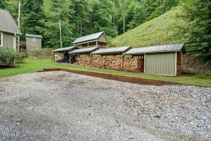 301 Cabin Orchard Road Erwin, TN 37650 - Photo 37 of 38 20240628194502300652000000-o