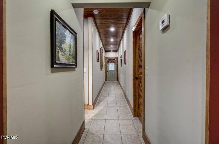 301 Cabin Orchard Road Erwin, TN 37650 - Photo 9 of 38 20240628193842786076000000-o