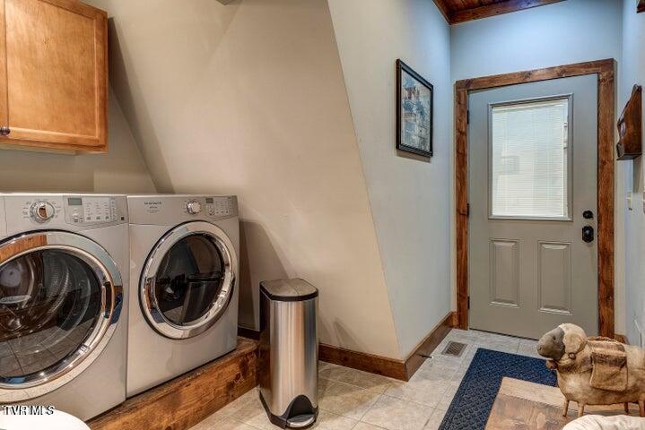 301 Cabin Orchard Road Erwin, TN 37650 - Photo 10 of 38 20240628193852157584000000-o