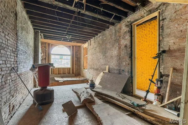 $199,900 | 1512 Palm Street, St. Louis, MO 63107