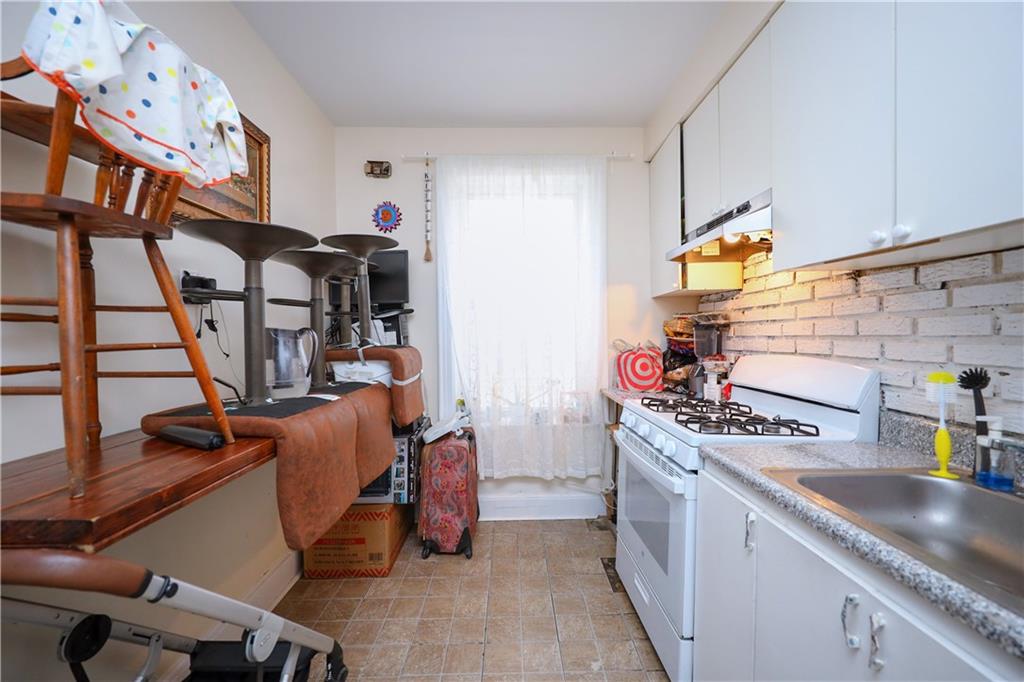 1018 64th Street Brooklyn, NY 11219 - Photo 11 of 28