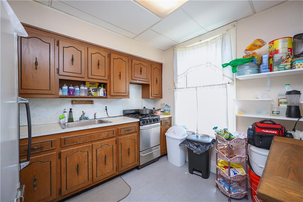 1018 64th Street Brooklyn, NY 11219 - Photo 22 of 28