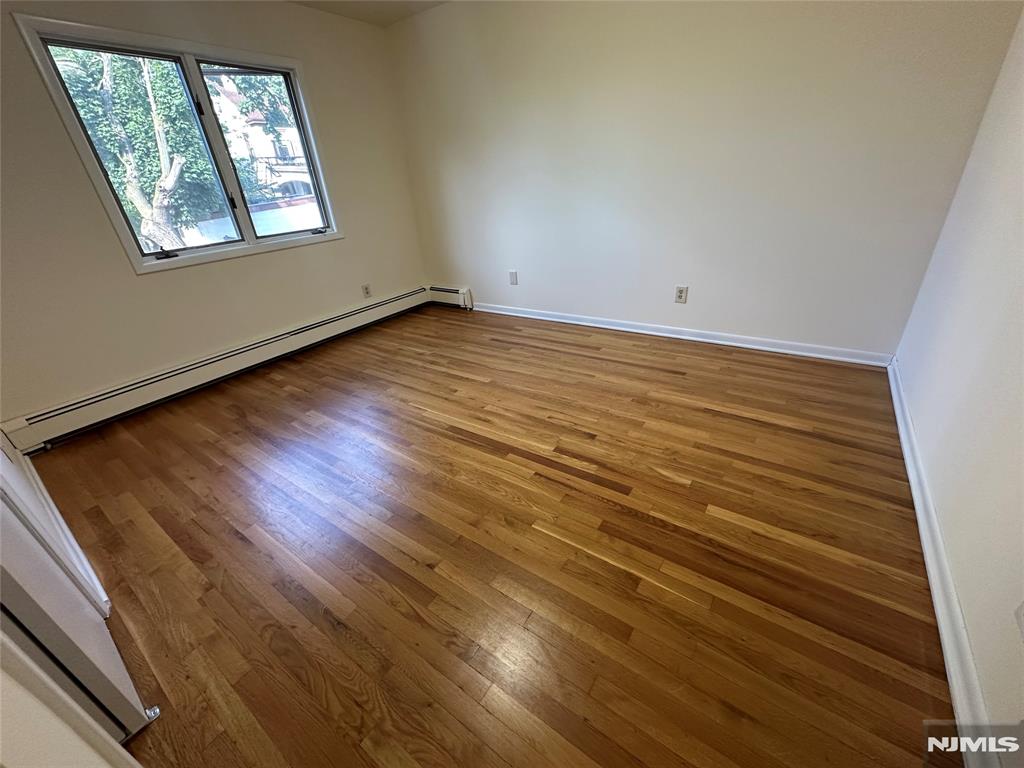 407 Jane Street, Unit 1 Fort Lee, NJ 07024 - Photo 11 of 23