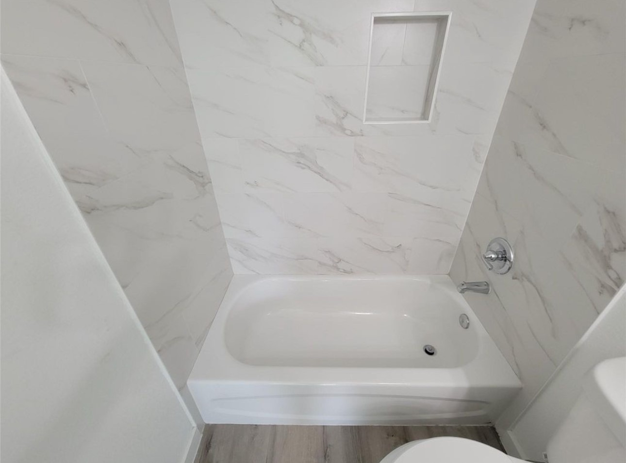 7813 Hirsch Road, Unit B Houston, TX 77016 - Photo 25 of 37 Gallery Image 25