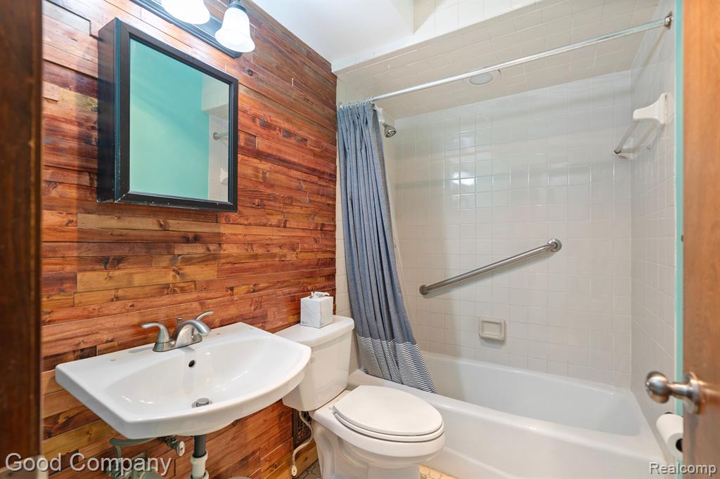 3416 Cone Avenue Rochester Hills, MI 48309 - Photo 14 of 37