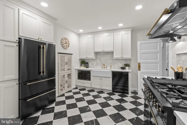 $775,000 | 702 Deepdene Road, Baltimore, MD 21210