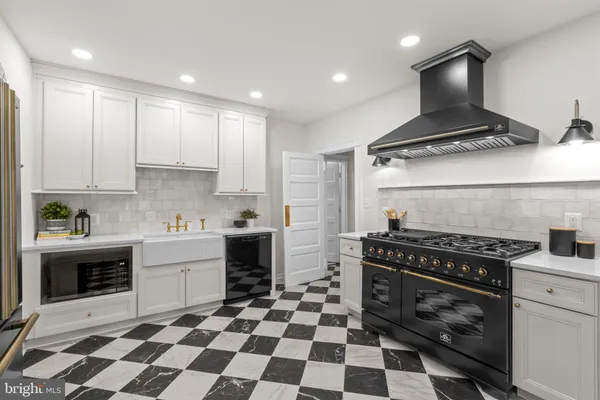 $775,000 | 702 Deepdene Road, Baltimore, MD 21210