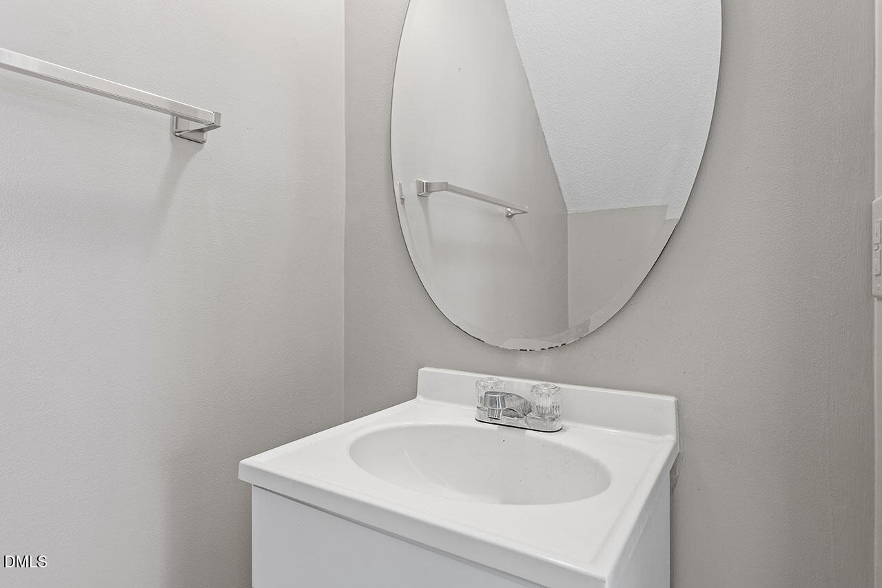 2248 Ventana Lane Raleigh, NC 27604 - Photo 10 of 17 2248 Ventana Lane_21