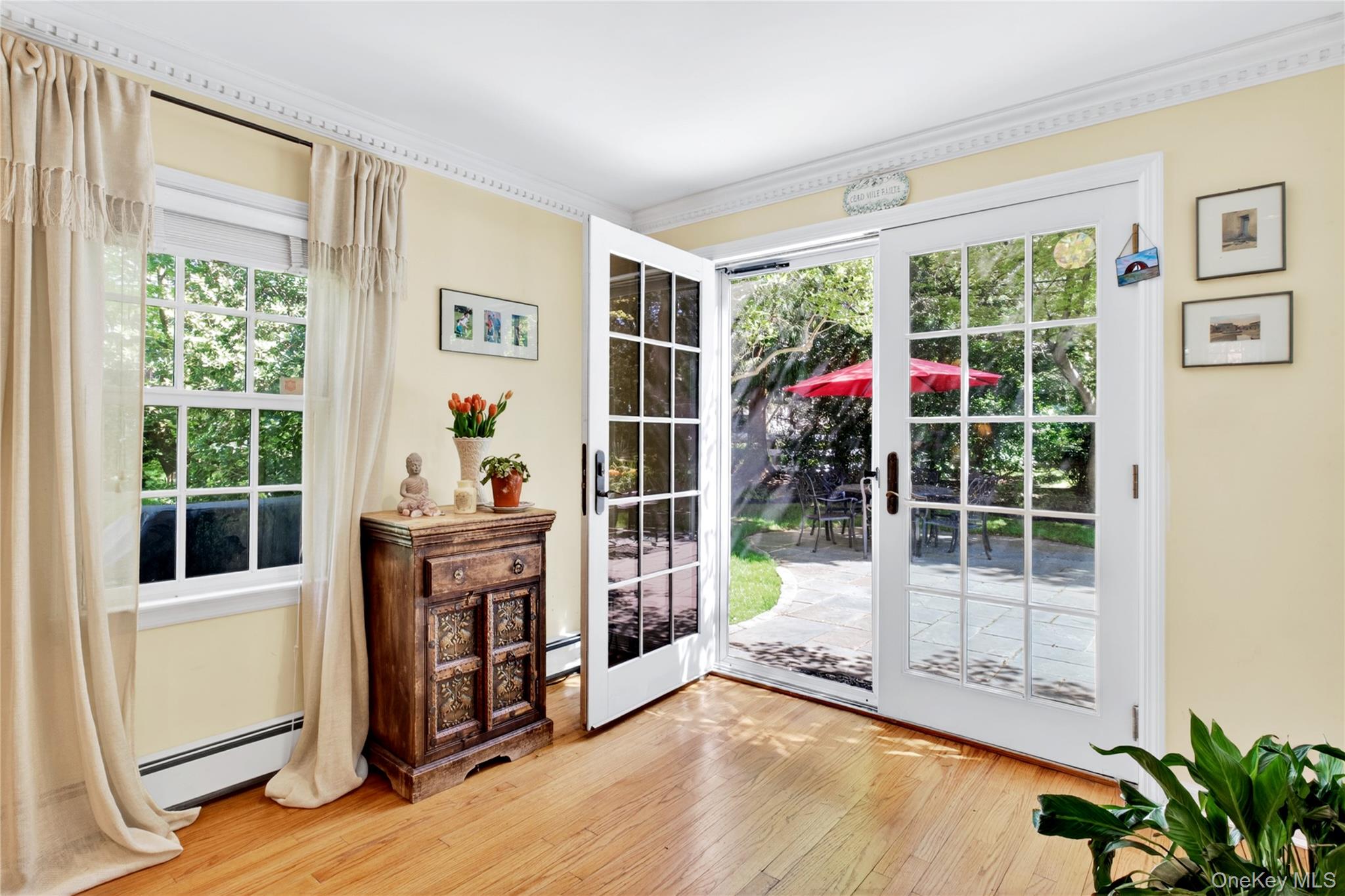 34 Longridge Road Manhasset, NY 11030 - Photo 6 of 20