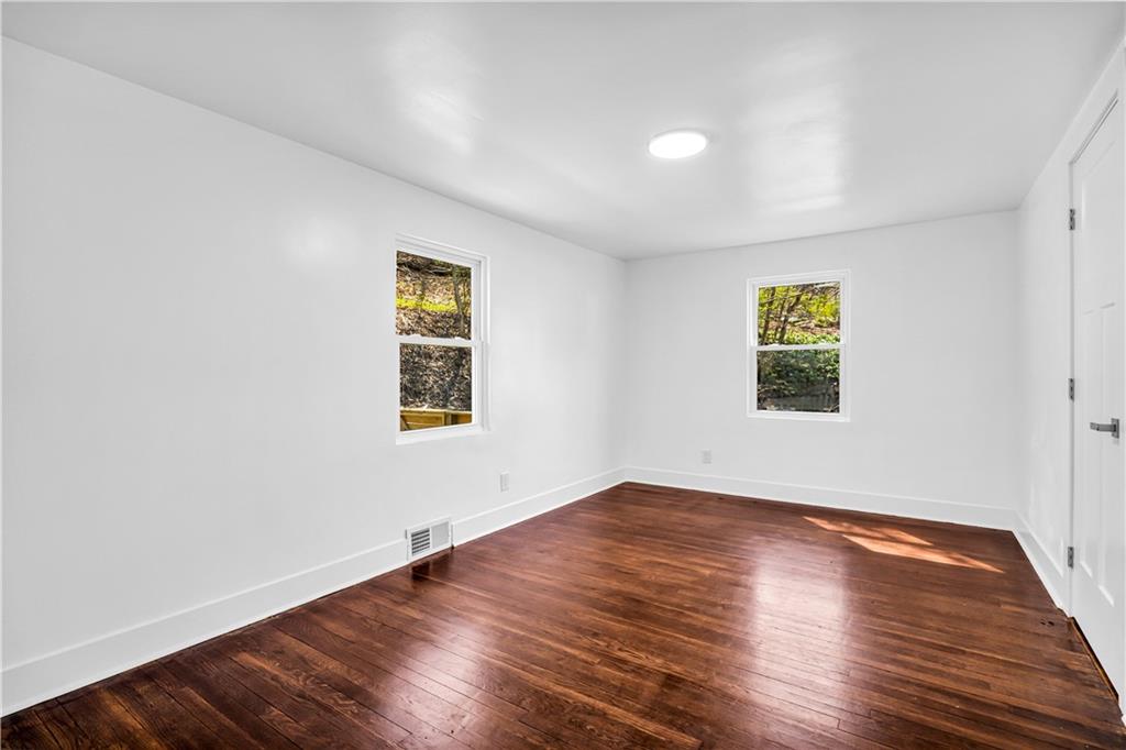 757 Old Narrows Run Road Coraopolis, PA 15108 - Photo 8 of 35 Gallery Image 8