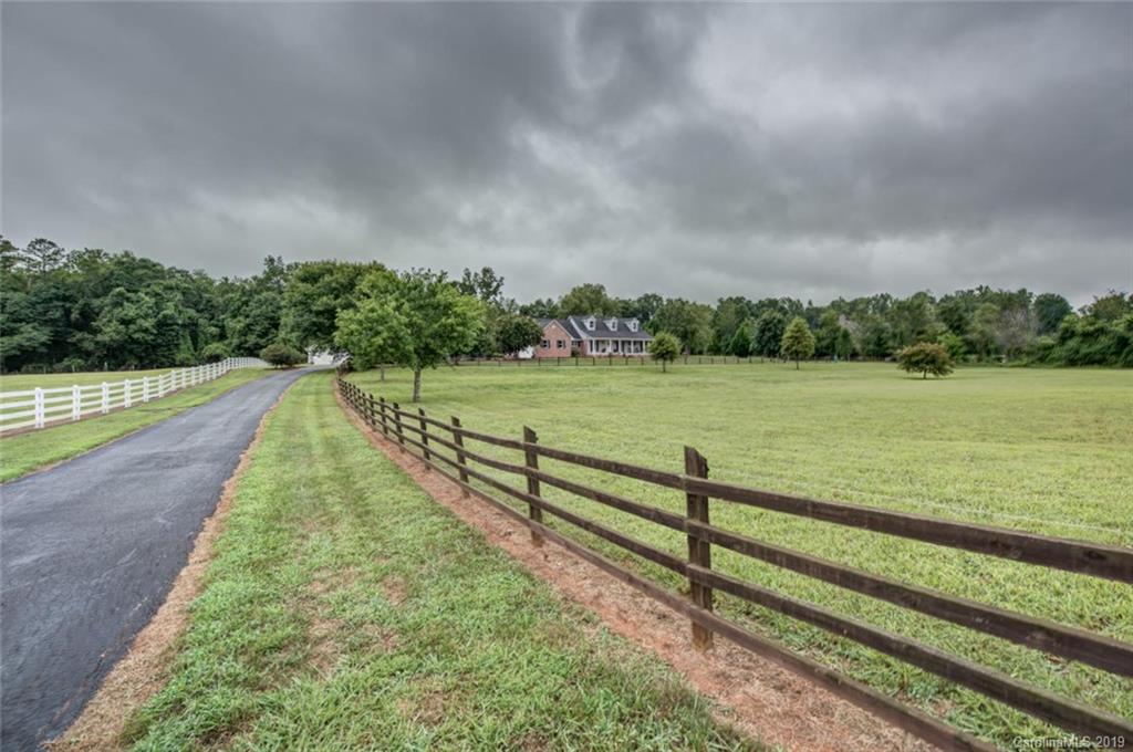 286 Southern Farm Road Gastonia, NC 28056 - Photo 5 of 42 Gallery Image 5