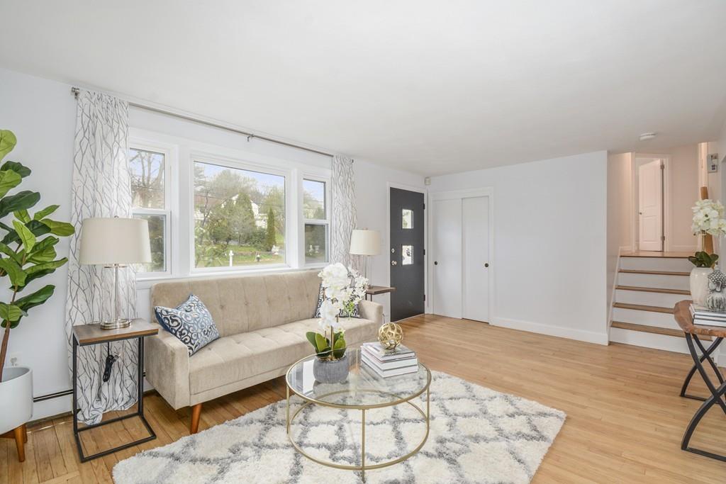 57 Blossomcrest Road Lexington, MA 02421 - Photo 4 of 27 Gallery Image 4