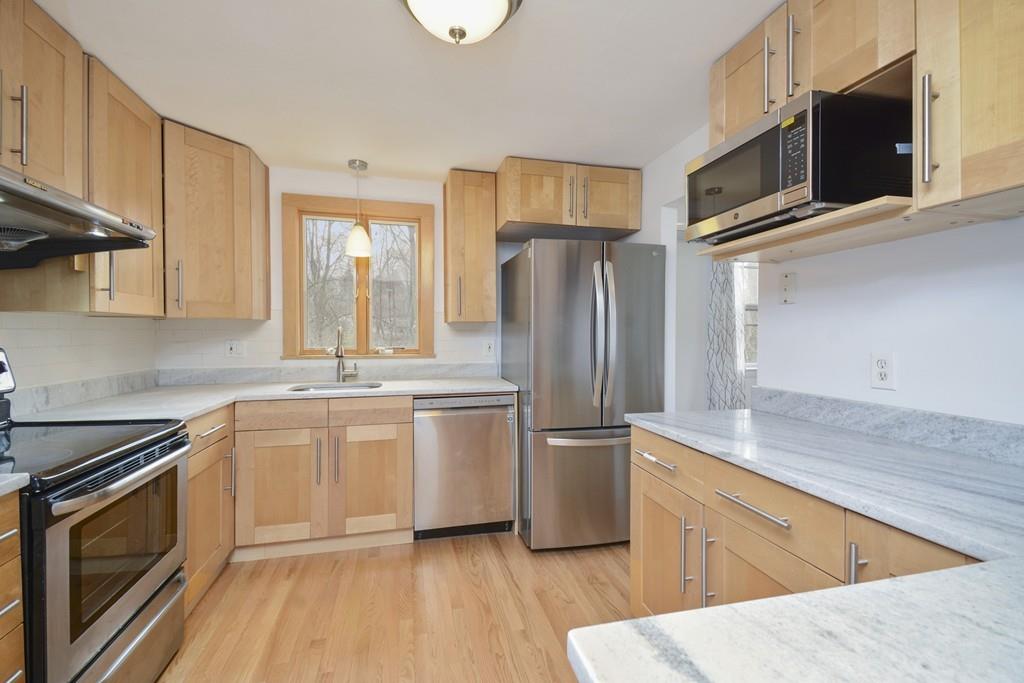 57 Blossomcrest Road Lexington, MA 02421 - Photo 9 of 27 Gallery Image 9