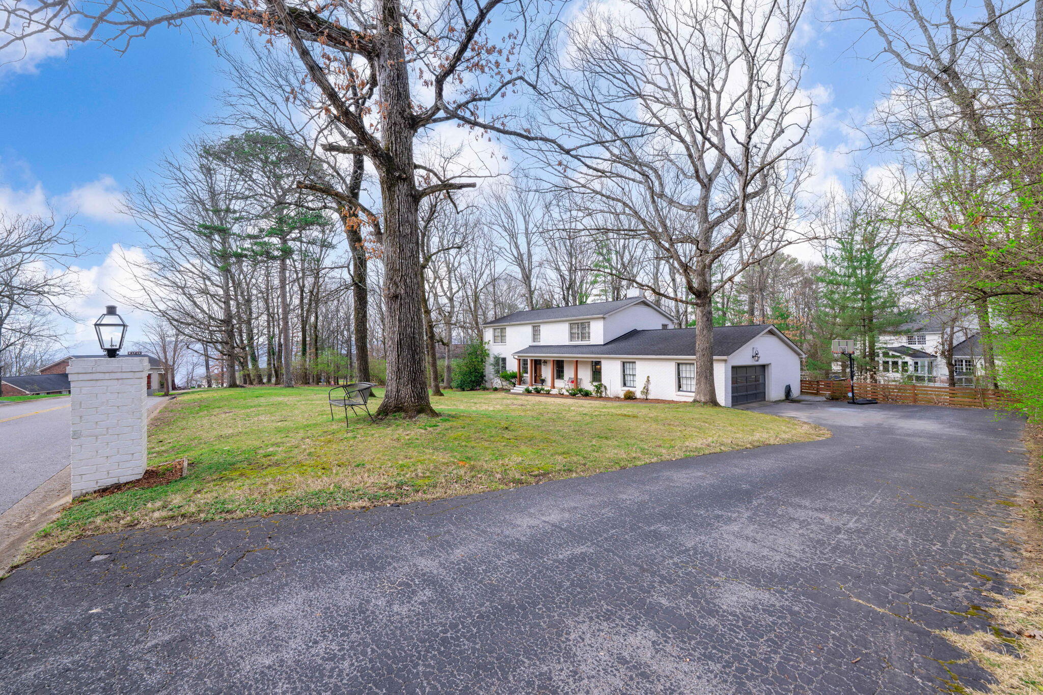 91 Carriage Hill Road Signal Mountain, TN 37377 - Photo 6 of 56 4-web-or-mls-DSC_2022