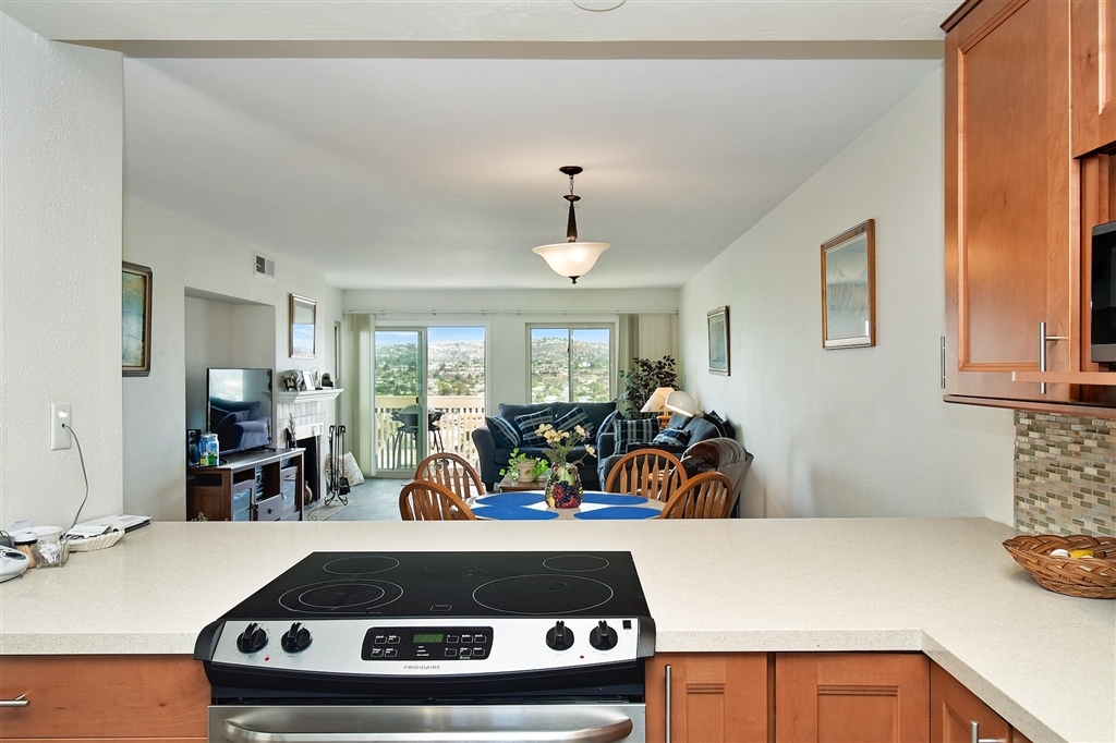 6371 Rancho Mission Road, Unit 10 San Diego, CA 92108 - Photo 14 of 24