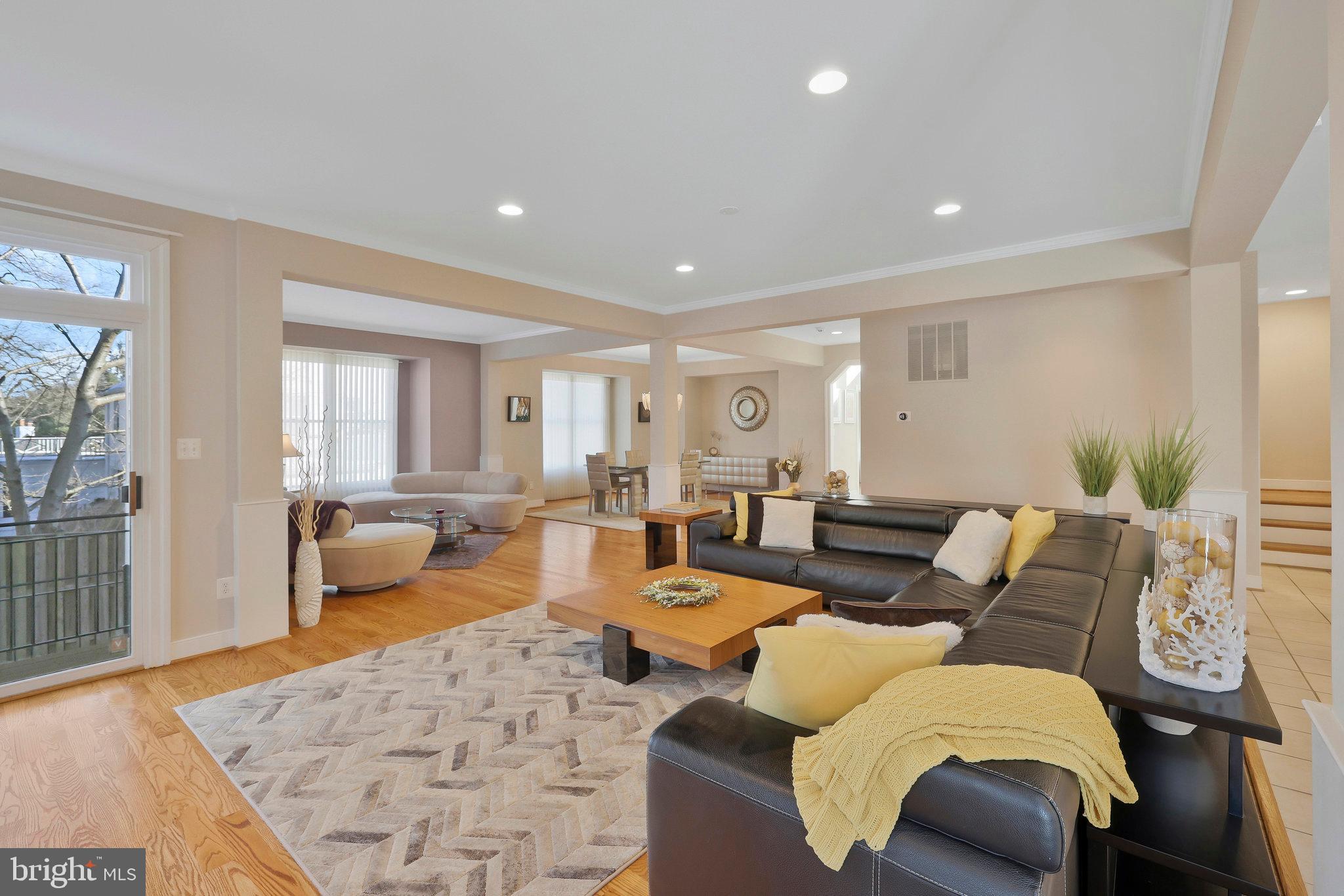 5922 Chesterbrook Road McLean, VA 22101 - Photo 25 of 82
