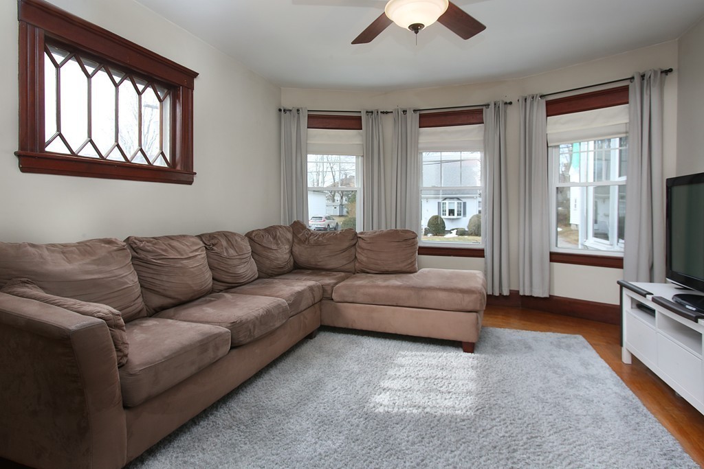 20-22 Harding Road Norwood, MA 02062 - Photo 2 of 10
