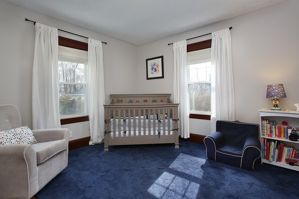 20-22 Harding Road Norwood, MA 02062 - Photo 4 of 10