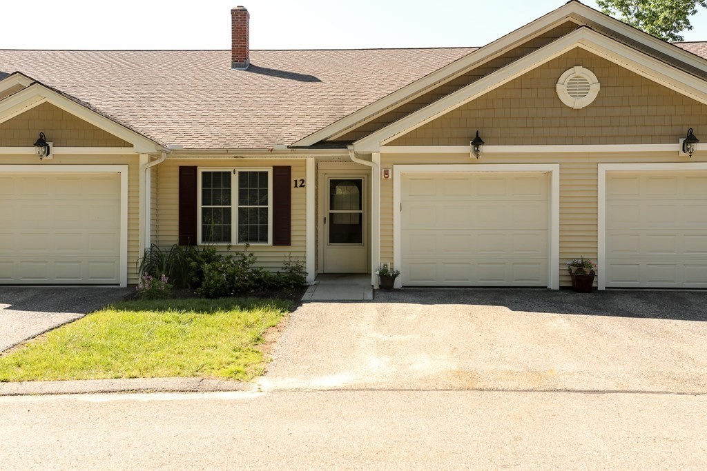 12 Mark Circle, Unit 12 Rutland, MA 01543 - Photo 1 of 36