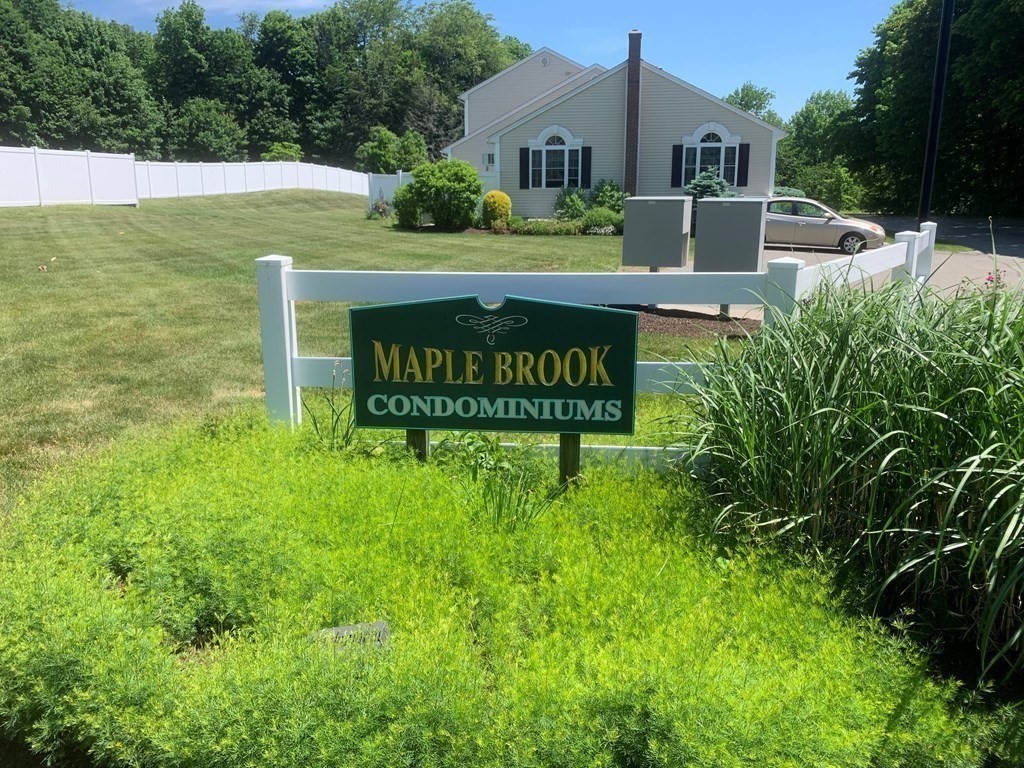 12 Mark Circle, Unit 12 Rutland, MA 01543 - Photo 3 of 36