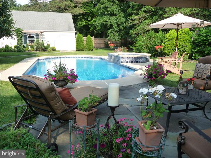 21 Edgewood Road Yardley, PA 19067 - Photo 23 of 25 Gallery Image 23