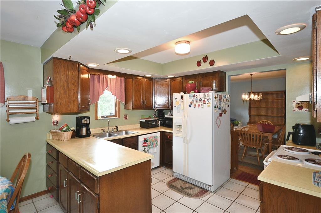 788 Peairs Road Elizabeth, PA 15037 - Photo 9 of 25 Gallery Image 9