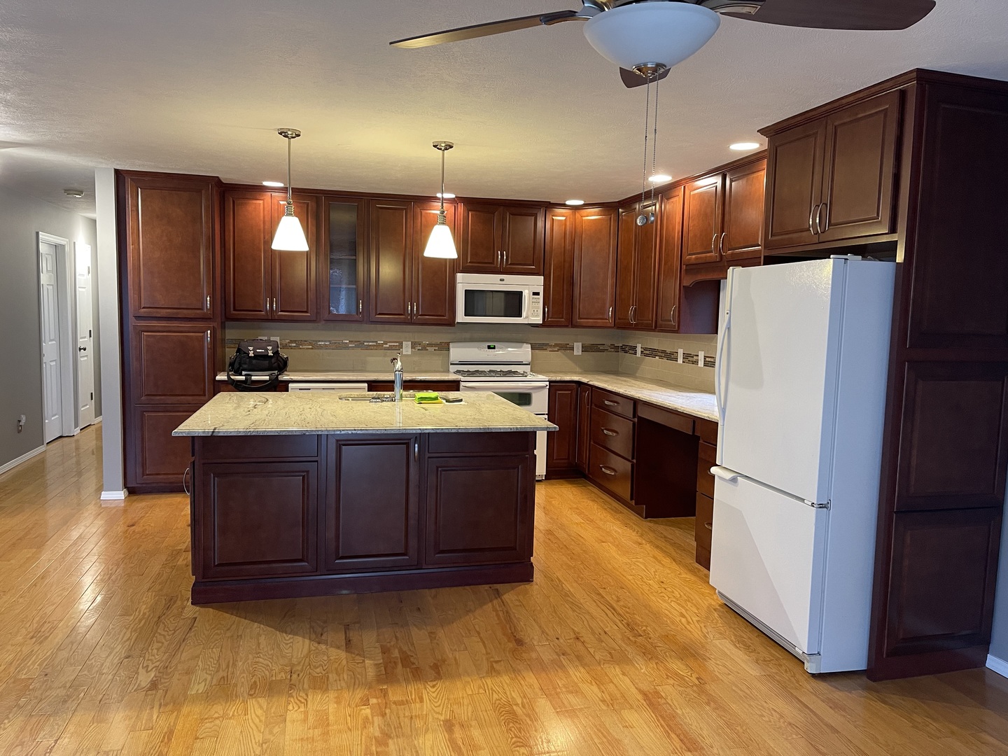 205 Garden Road Normal, IL 61761 - Photo 3 of 41