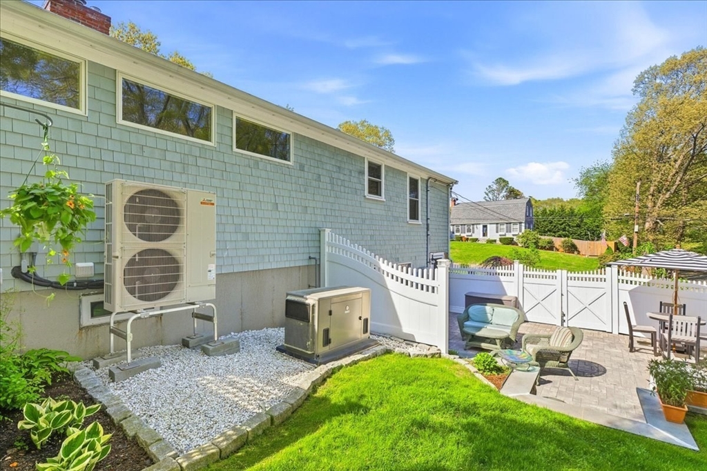 9 Woodridge Road Sandwich, MA 02537 - Photo 36 of 42