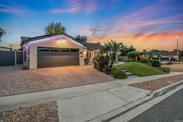 $989,900 | 902 Monterey Court, Chula Vista, CA 91911