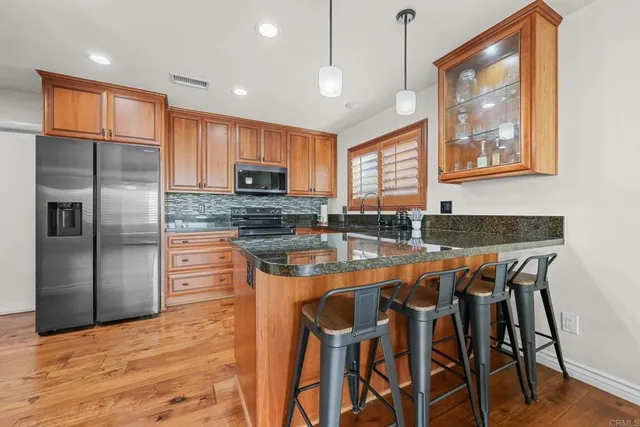 $989,900 | 902 Monterey Court, Chula Vista, CA 91911