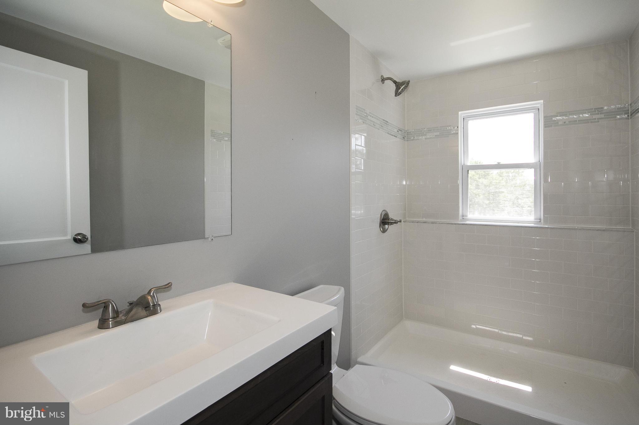 1215 Rustic Avenue Baltimore, MD 21237 - Photo 22 of 29 Bath