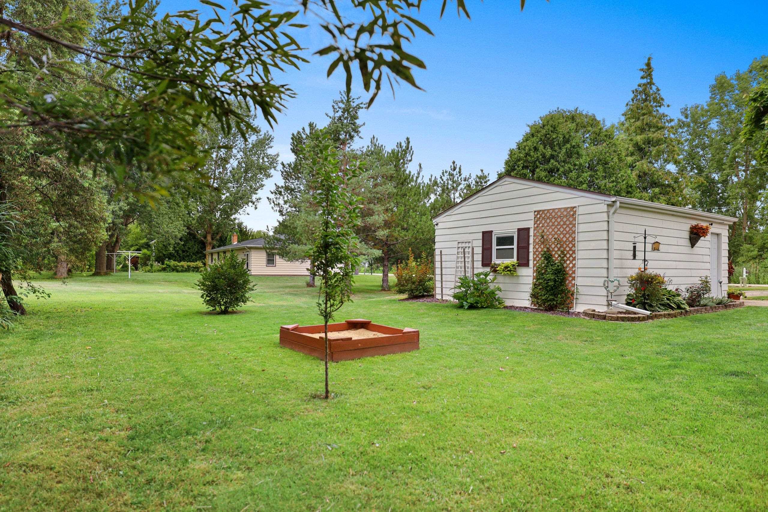 5044 East Ronsman Road New Franken, WI 54229 - Photo 36 of 57 Gallery Image 36