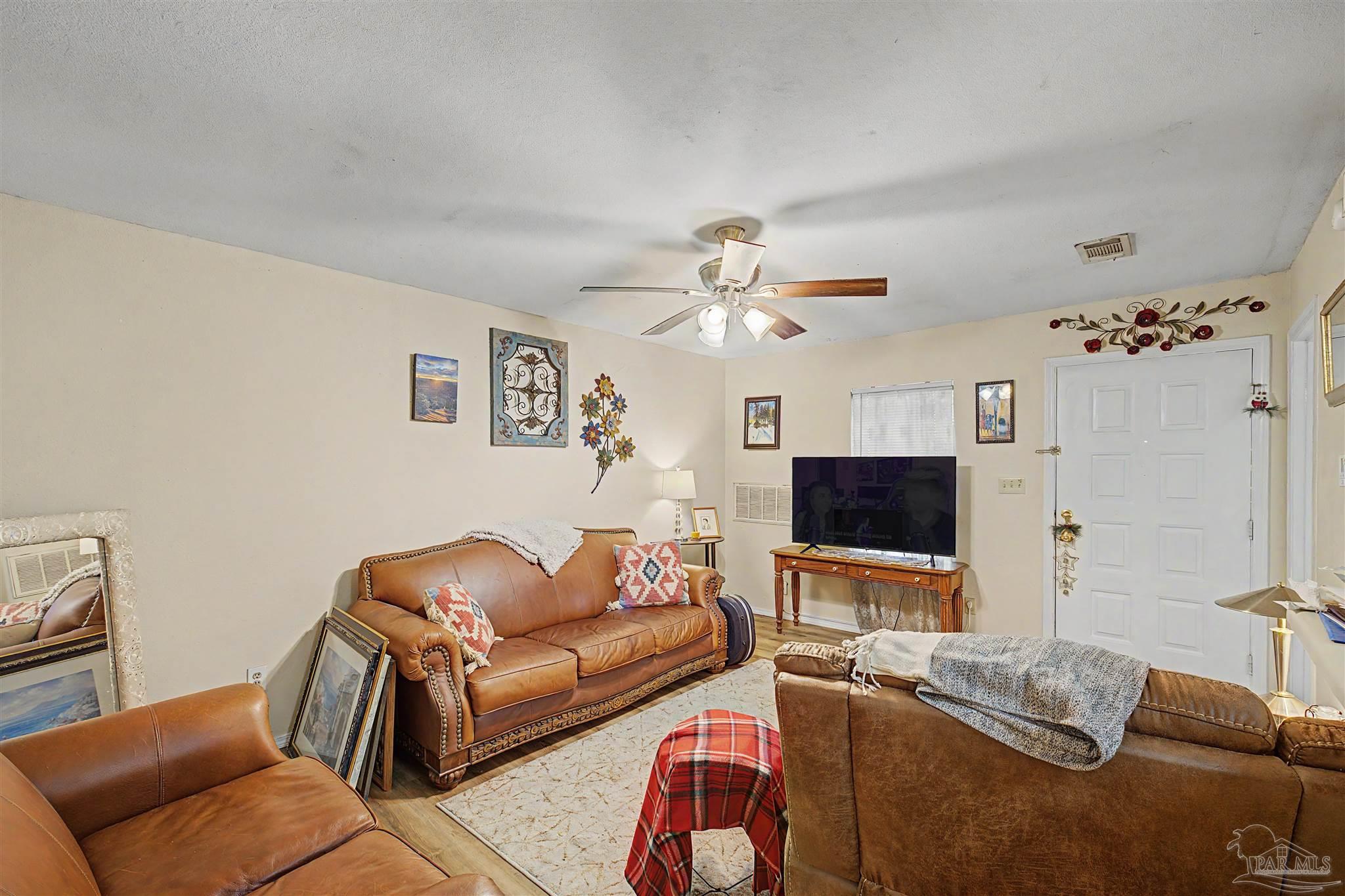 501 East Burgess Road Pensacola, FL 32504 - Photo 14 of 32