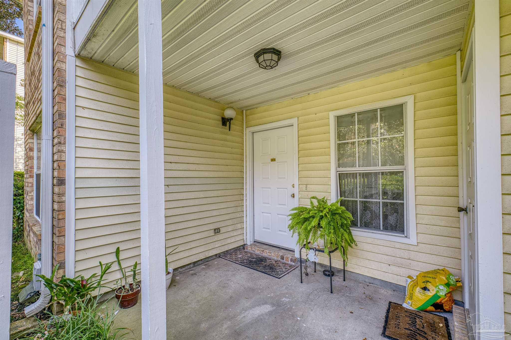 501 East Burgess Road Pensacola, FL 32504 - Photo 8 of 32