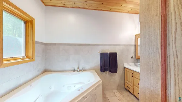 $679,900 | 4251 Sugar Point, Orr, MN 55771