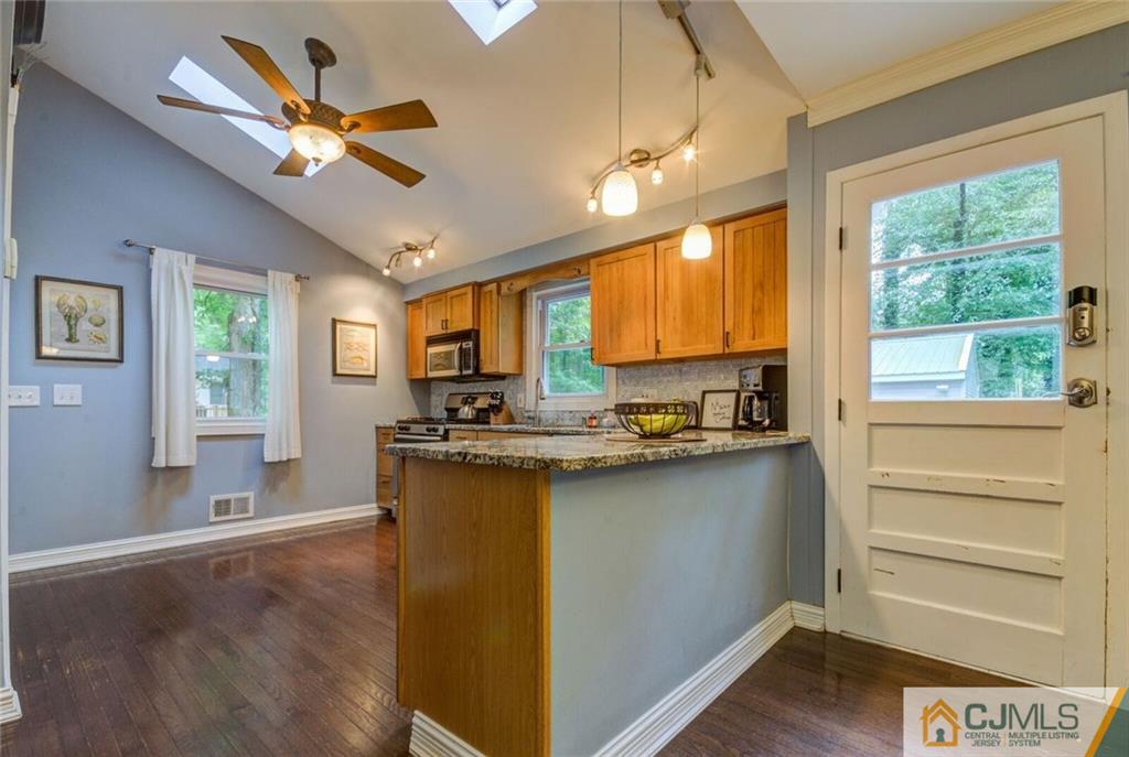 123 Hickory Corner Road East Windsor, NJ 08520 - Photo 11 of 23 Gallery Image 11