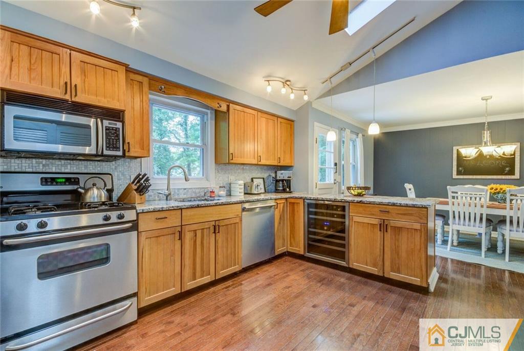 123 Hickory Corner Road East Windsor, NJ 08520 - Photo 8 of 23 Gallery Image 8