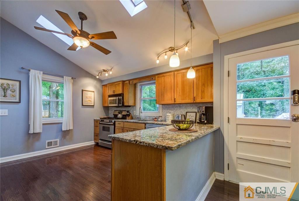 123 Hickory Corner Road East Windsor, NJ 08520 - Photo 9 of 23 Gallery Image 9