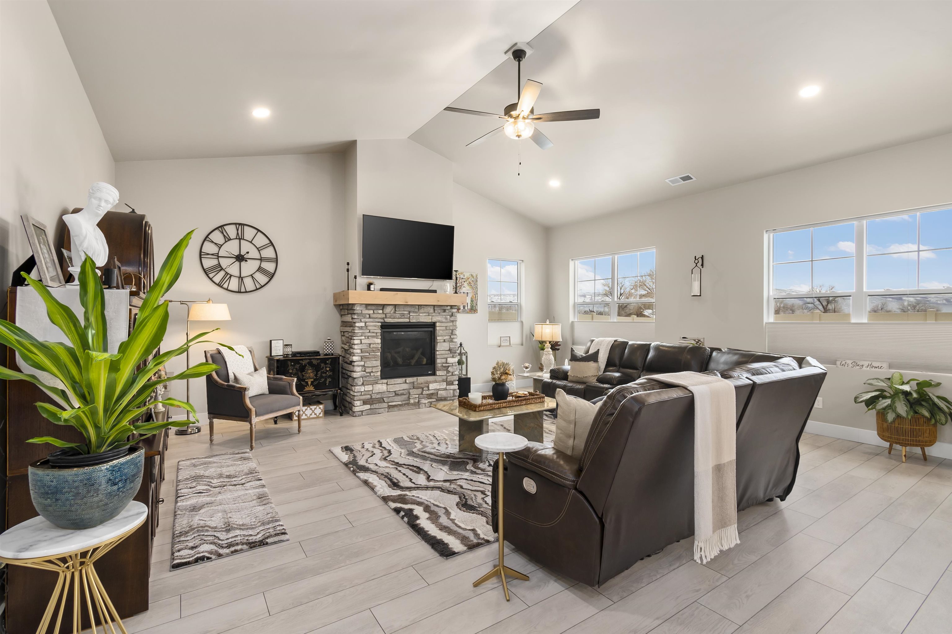821 Red Apple Road Grand Junction, CO 81505 - Photo 4 of 35 Gallery Image 4