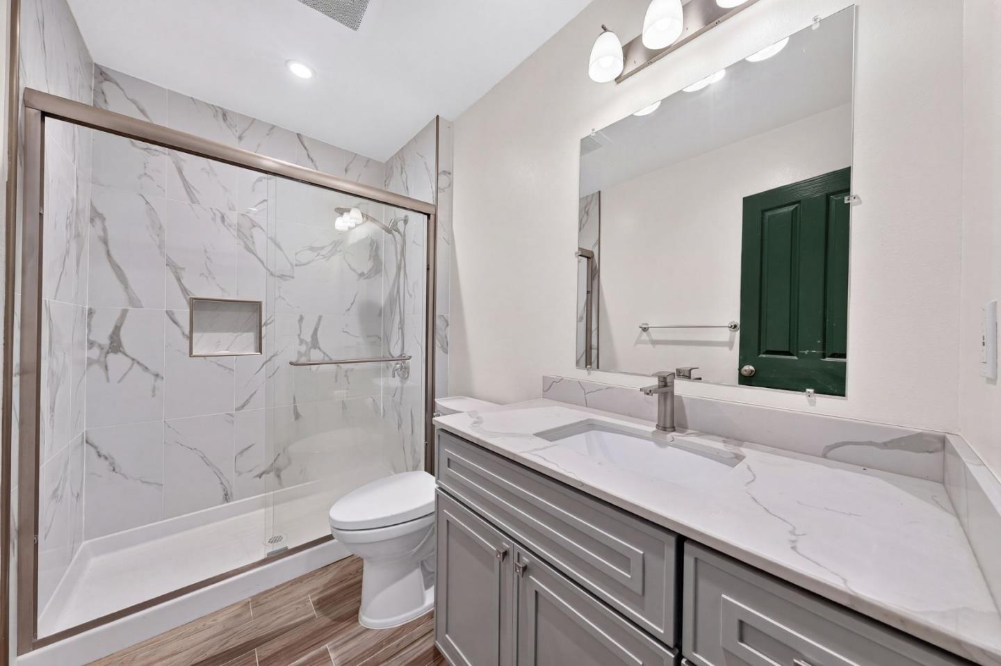25489 Palomares Road Castro Valley, CA 94552 - Photo 12 of 16 Gallery Image 12